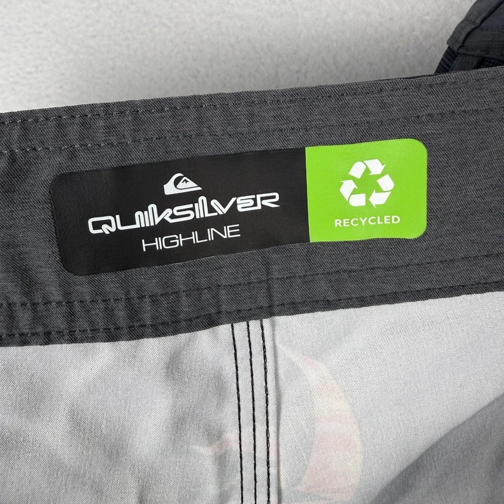 Quiksilver Highline Board Shorts Mens 40 Grey Tropical Sailboat‎ EQYBS04524